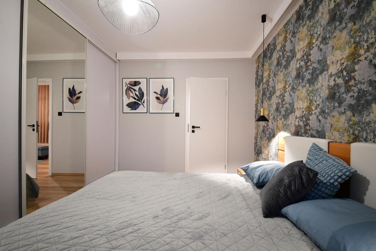 4 Pokoje, Oddzielne Biuro Do Pracy, Kominek, Klimatyzacja, Idealne Dla Rodzin Z Dziecmi, Przy Parku Na Wyspie Piła Extérieur photo